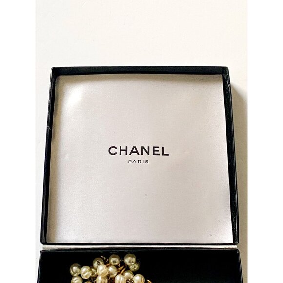 Vintage Chanel 1980s Double-Strand Faux Pearl Necklace 36”–CC Logo Clasp, box - Picture 13 of 15